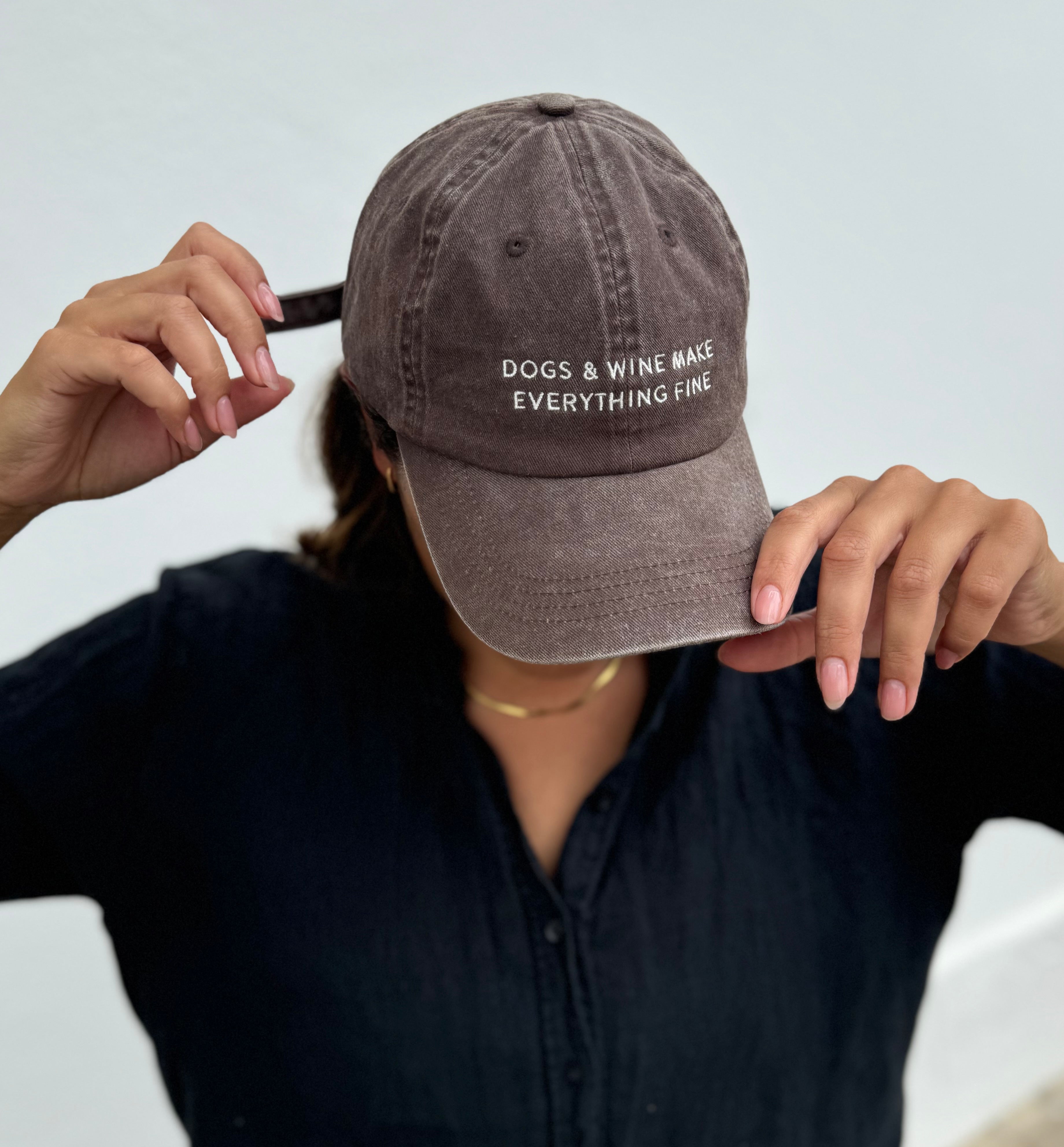 Cappello in Denim Marrone - Dogs & Wine Make Everything Fine