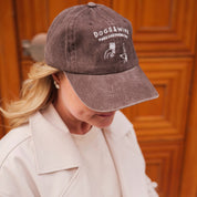 Berretto in denim marrone - Logo "Dogs & Wine Make Everything Fine" 